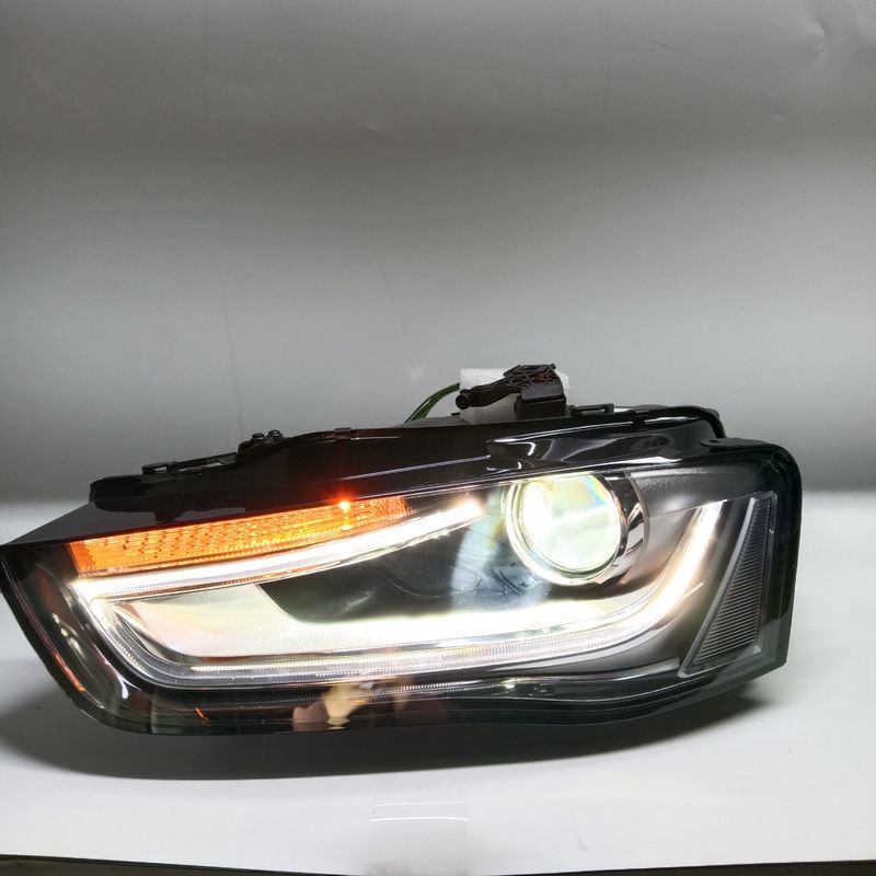 8000 Lumens Audi A4 Headlights 2013 - 2015 A4 B8PA Xenon OEM 8KD941005B / 8KD941006B